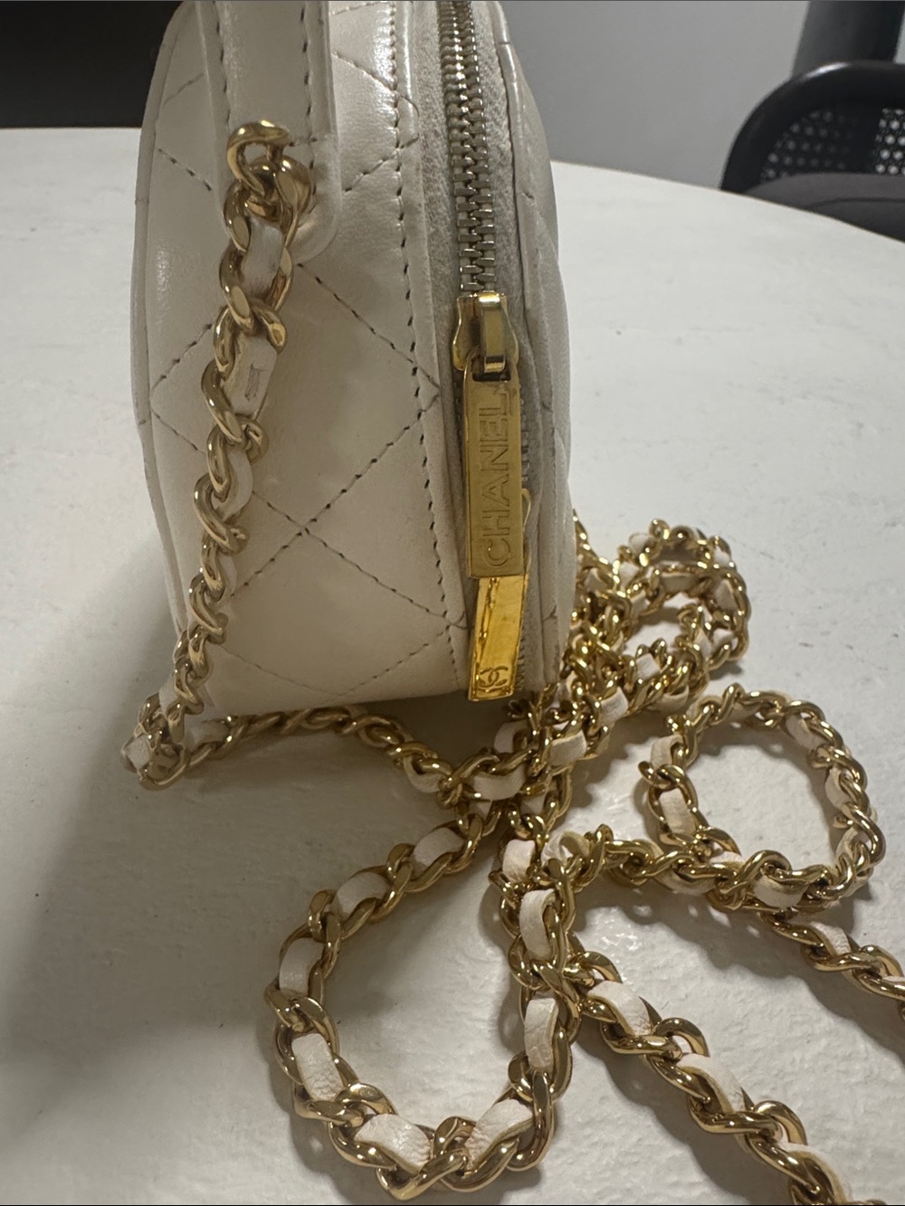CHANEL White Quilted Mini Crossbody with Gold Chain - Picture 5 of 11